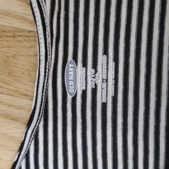 3 girls Old Navy dresses - Picture 5 of 9